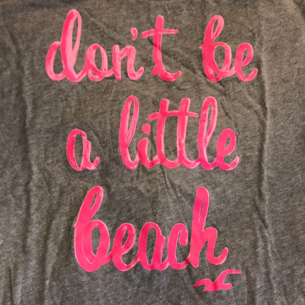 Hollister scoop neck tee shirt